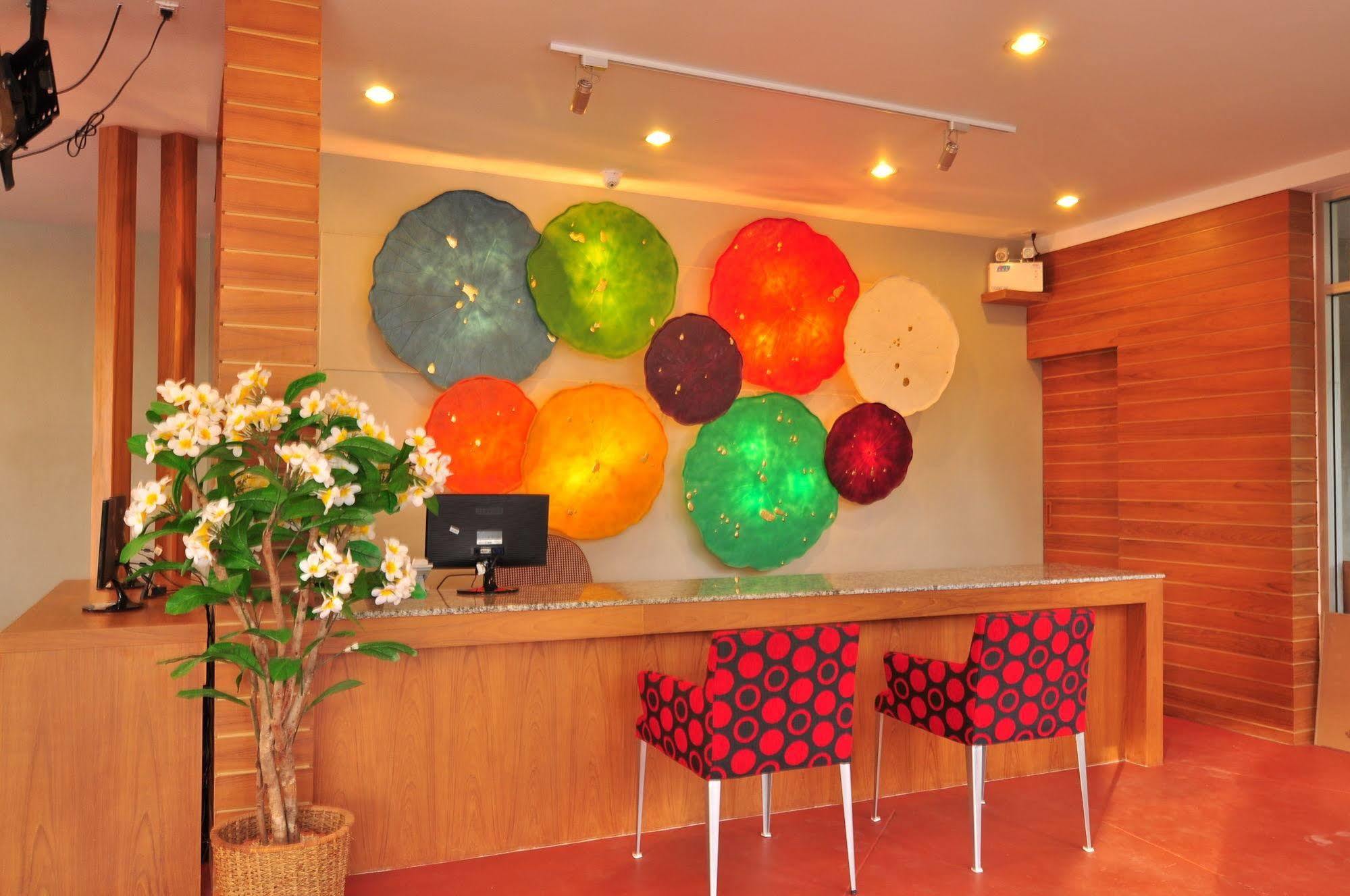 Phu Nana Boutique Hotel - Sha Plus Rawai Buitenkant foto