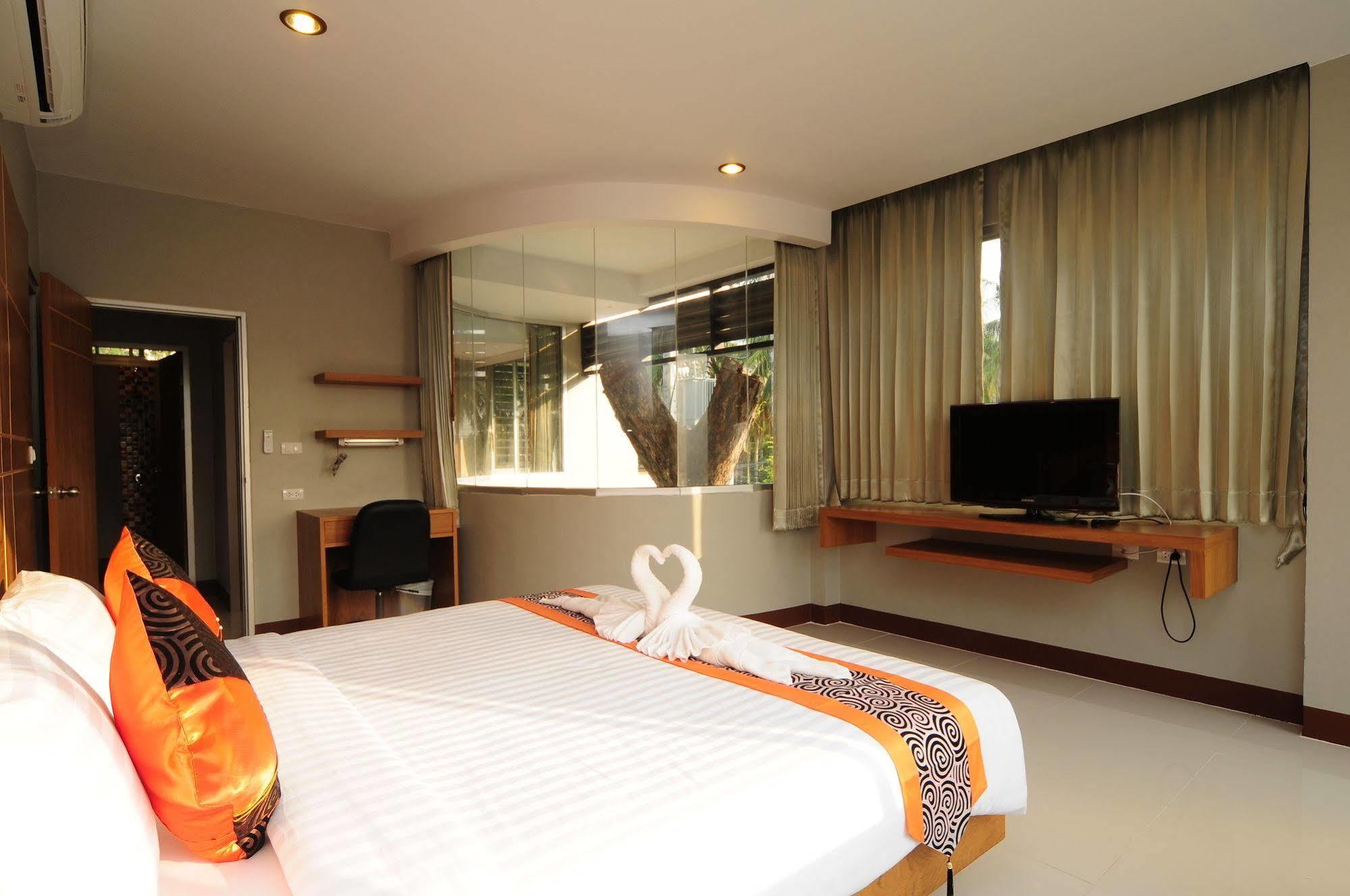 Phu Nana Boutique Hotel - Sha Plus Rawai Buitenkant foto